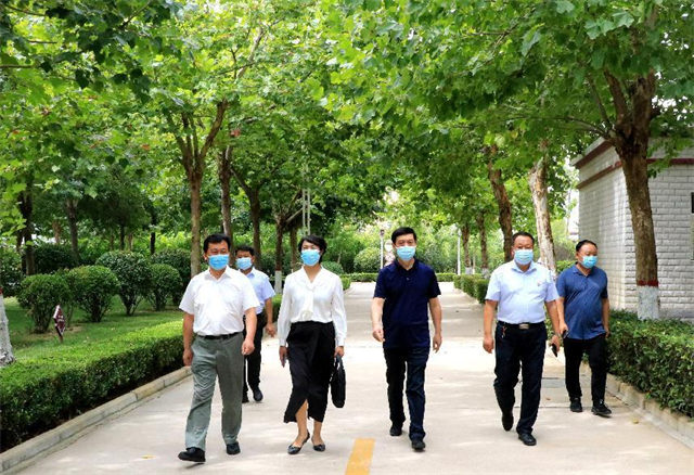 市文明辦蒞臨周口幼兒師范學(xué)校 實(shí)地測評省級文明校園（標(biāo)兵）創(chuàng)建工作